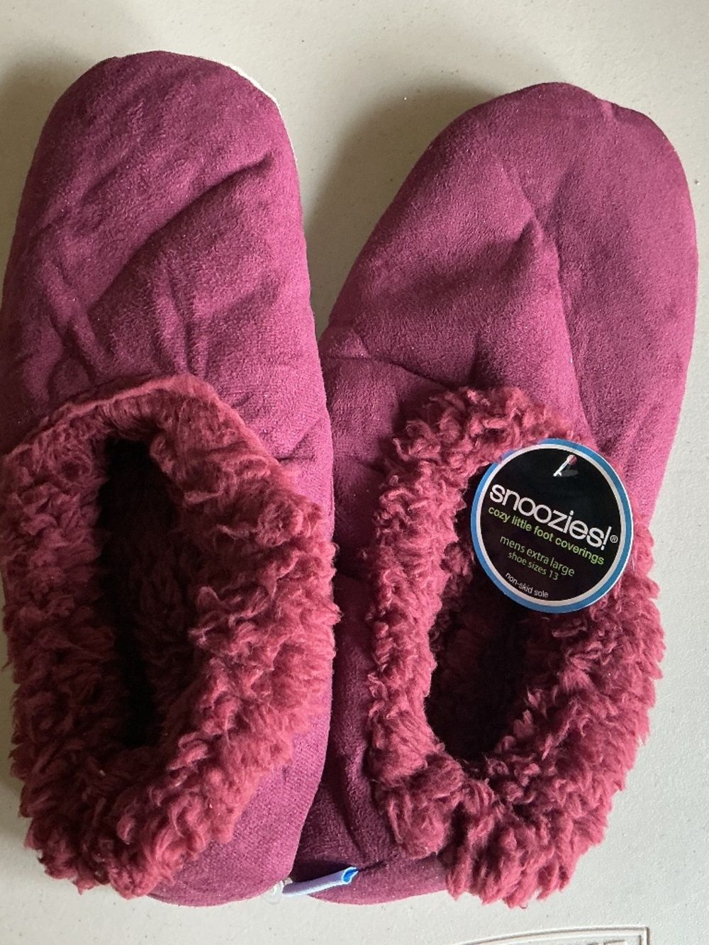 Mens slip on “Snoozies “ slippers